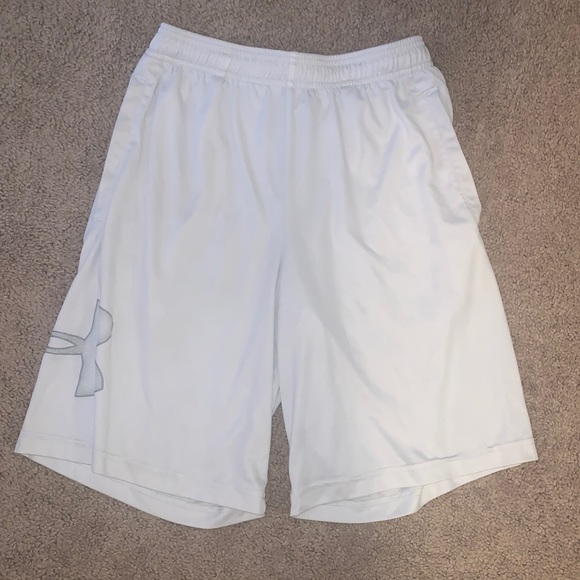 Under Armour Other - Men’s under armour gym shorts